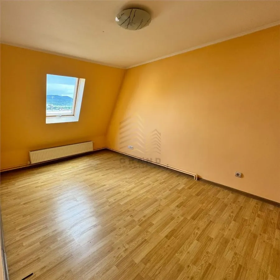 APARTAMENT MANSARDA - foto 6