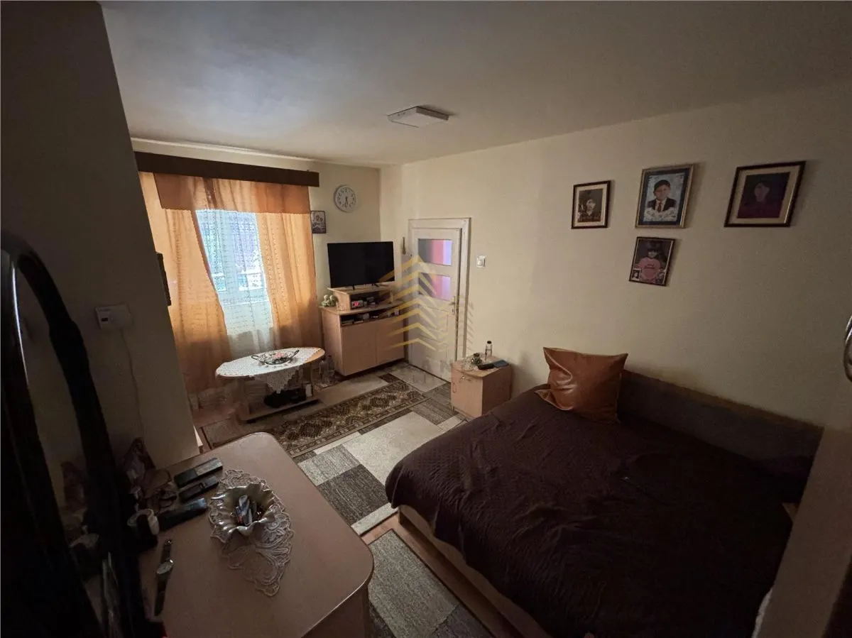 Spre vanzare casa in Lechinta - foto 1