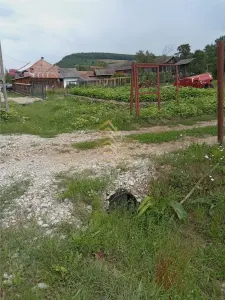 TEREN INTRAVILAN 16 ARI | CHIRALES - foto 6