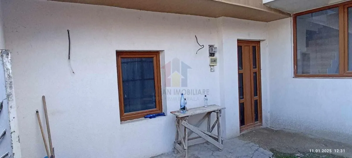 Vila noua P+1 zona Piata Saraca 120 mp construiti in 2018 - foto 18