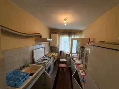 APARTAMENT 4 CAMERE | LAMA - foto 3