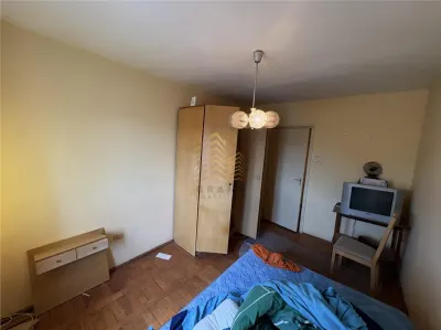 APARTAMENT 4 CAMERE | LAMA - foto 9