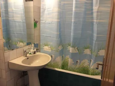 Apartament 3 camere de închiriat – Independenței, lângă Universitatea de Medicină și Farmacie „Grigore T. Popa” din Iași - foto 6