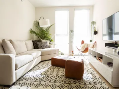 Apartament 2 Camere *Curte Proprie* - Bucuresti