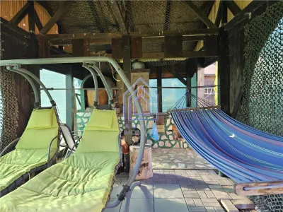 Suceava, casa deosebita in zona linistita. - foto 17