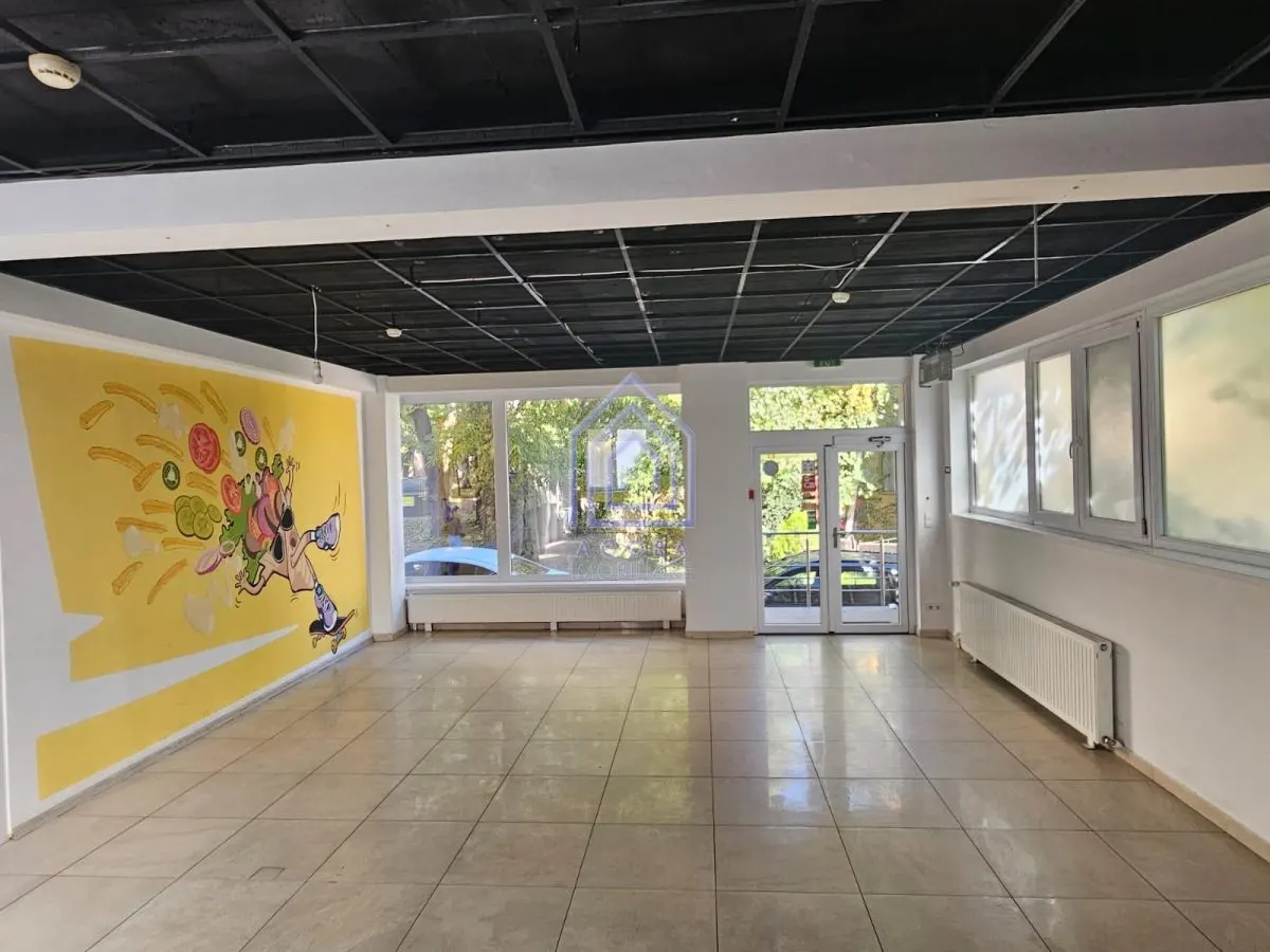 Spatiu comercial central, 100 mp - foto 1