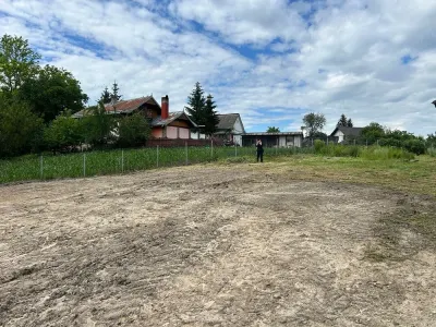 Terenuri intravilane de vanzare Patrauti - foto 3