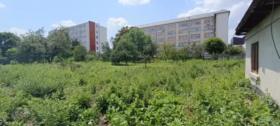 Teren intravilan 2.738 mp | P+4E | CUT 2,5 | Zona Universitatea Petrol-Gaze – Ploiesti - Ploiesti