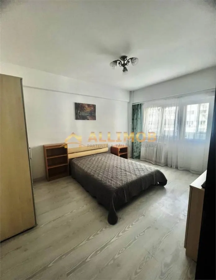 Garsoniera in Ploiesti, zona ultracentrala - foto 1