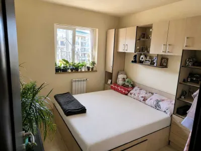 Apartament de închiriat – Etaj 6/8, zona Flora, garaj pentru depozitare - foto 2