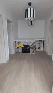 Victoriei-Popa Tatu, Apartament cochet, in vila, 6 camere, la cheie - foto 11
