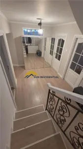 Victoriei-Popa Tatu, Apartament cochet, in vila, 6 camere, la cheie - foto 3