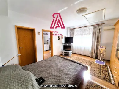 Casa de vanzare 6 camere, teren 469 mp Ultracentral! - foto 10