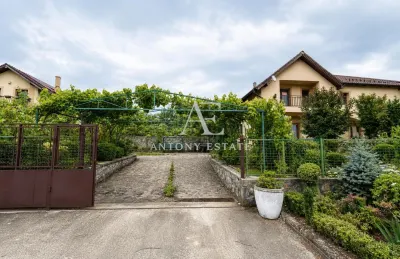 Antony Estate | LAKESIDE HOME - Lac Paleu - Paleu