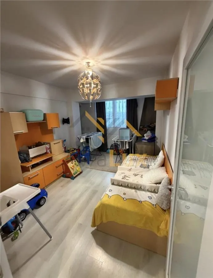 Apartament ultracentral de vanzare - foto 3