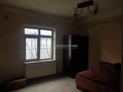 Casa pe sol, teren 330 mp, pretabila : cabinet, locuinta- zona Puskin - foto 2
