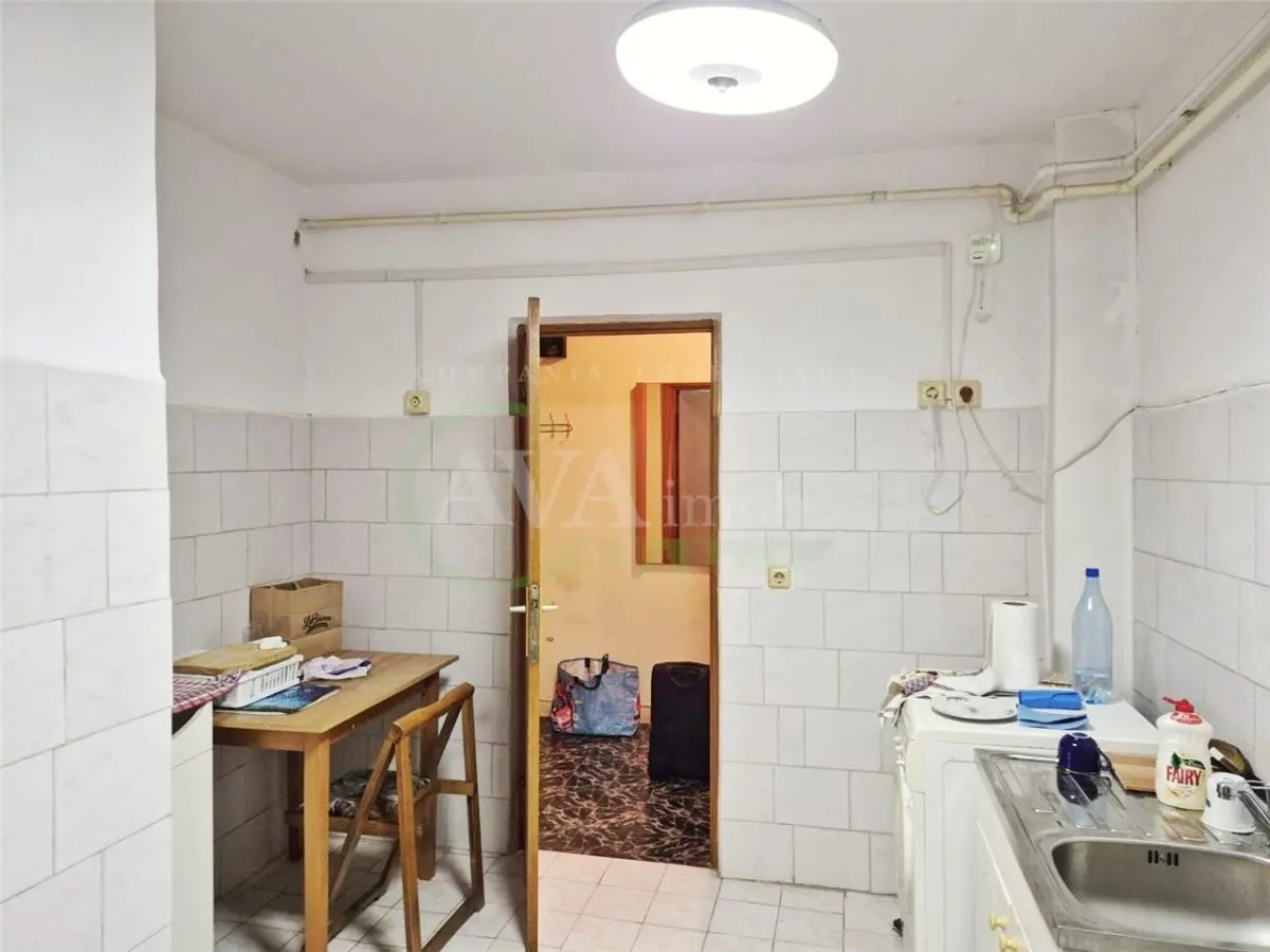 Apartament 2 camere semidecomandat, zona Bistrita Lac - foto 8