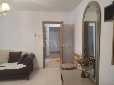 Apartament 3 camere semidecomandat, zona Orizont - foto 8