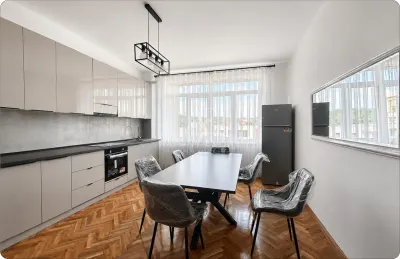 Antony Estate|Chirie 3 camere,Open-space,Iorga - Oradea - Oradea