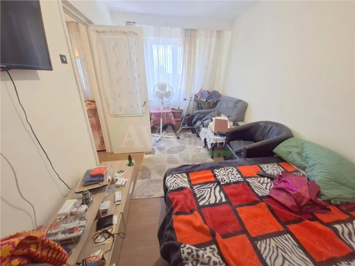Apartament 2 camere semidecomandate, zona Milcov - foto 9