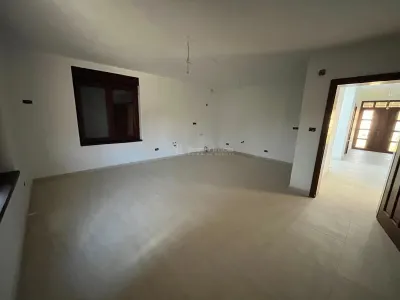 Caransebes, Casa 7 Camere + Teren 600 Mp., Zona Pipirig - foto 4