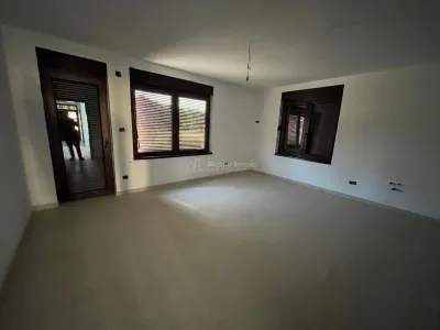 Caransebes, Casa 7 Camere + Teren 600 Mp., Zona Pipirig - foto 5
