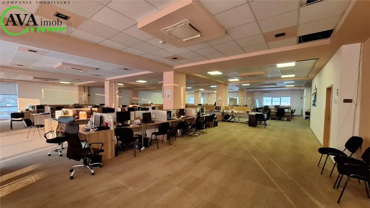 Spatiu comercial de inchiriat, zona centrala, 600 mp/12 Euro/luna negociabil - foto 1