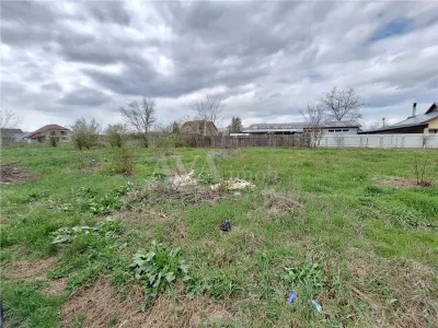 Teren intravilan 800 mp, zona Serbanesti, - foto 2