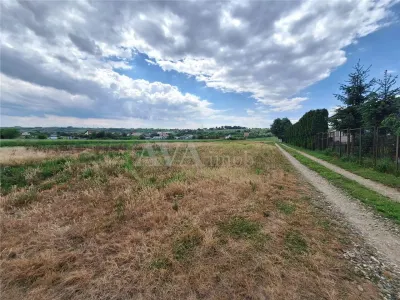 Teren intravilan 2700 mp, deschidere 123 ml, zona Hemeiusi - foto 9