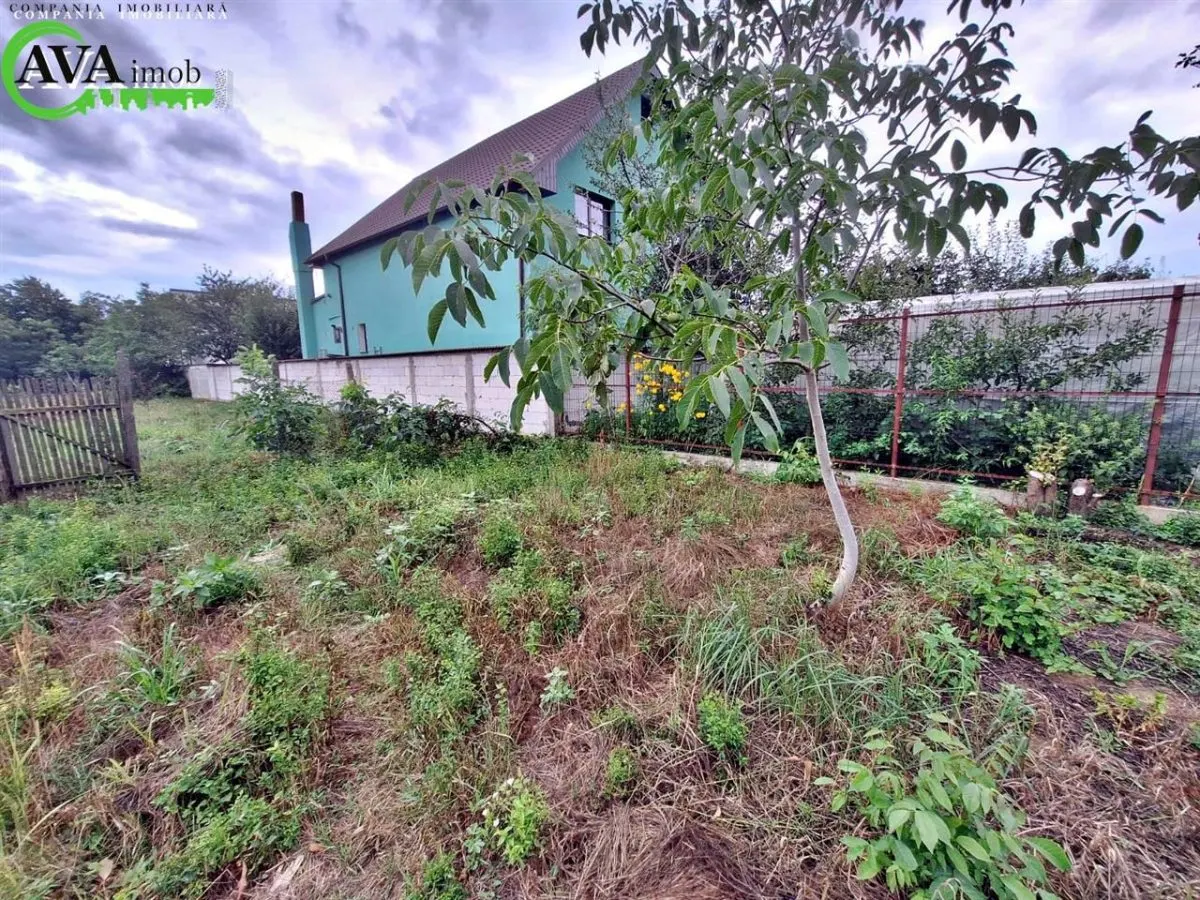 Teren 1329 mp | Casa batraneasca | Toate utilitatile, Zona Serbanesti, Bacau - foto 13