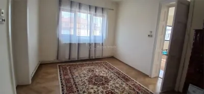Casa cu 3 camere de inchiriat Centrul Vechi - foto 5