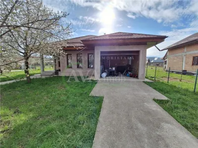 Casa parter 155 mp,  zona Magura - Bacau