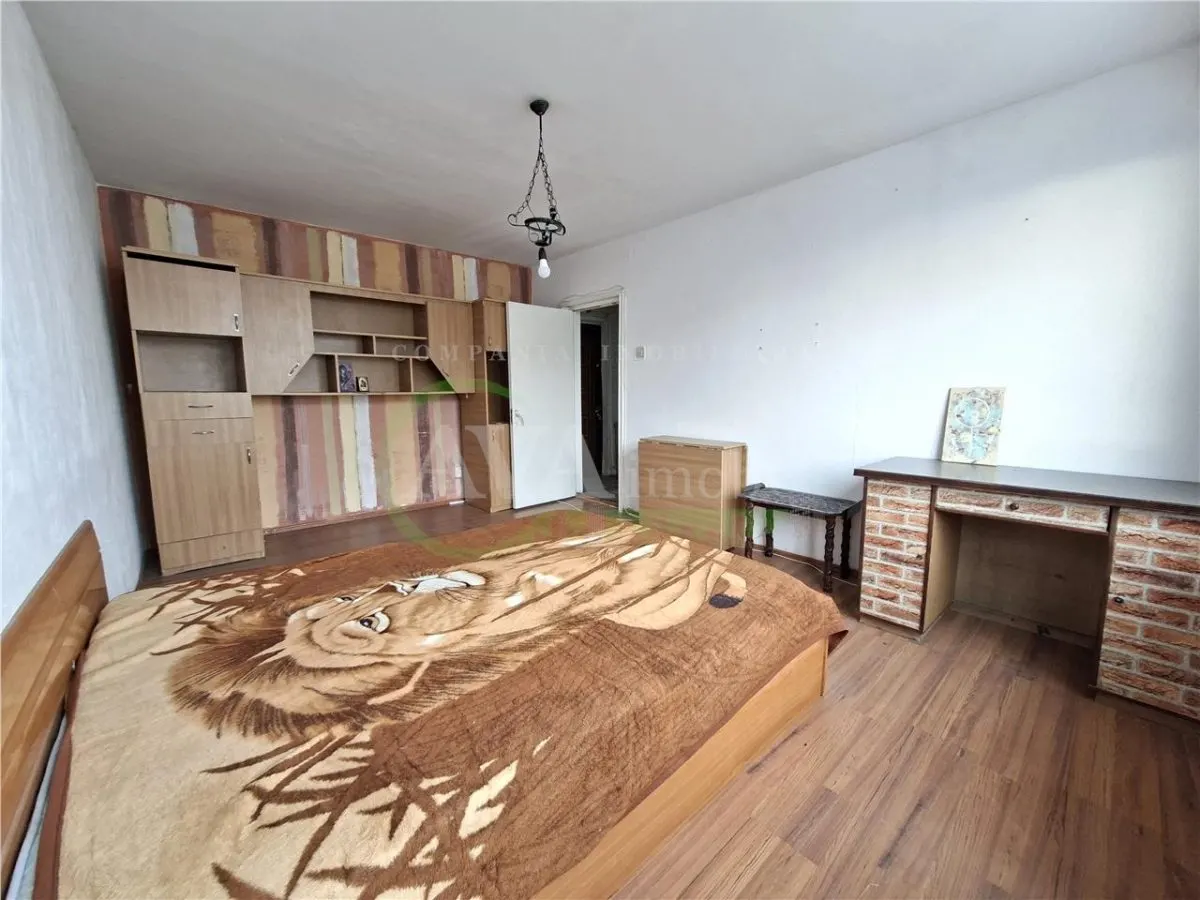 Apartament 2 camere decomandat , zona Orizont Cornisa - foto 1