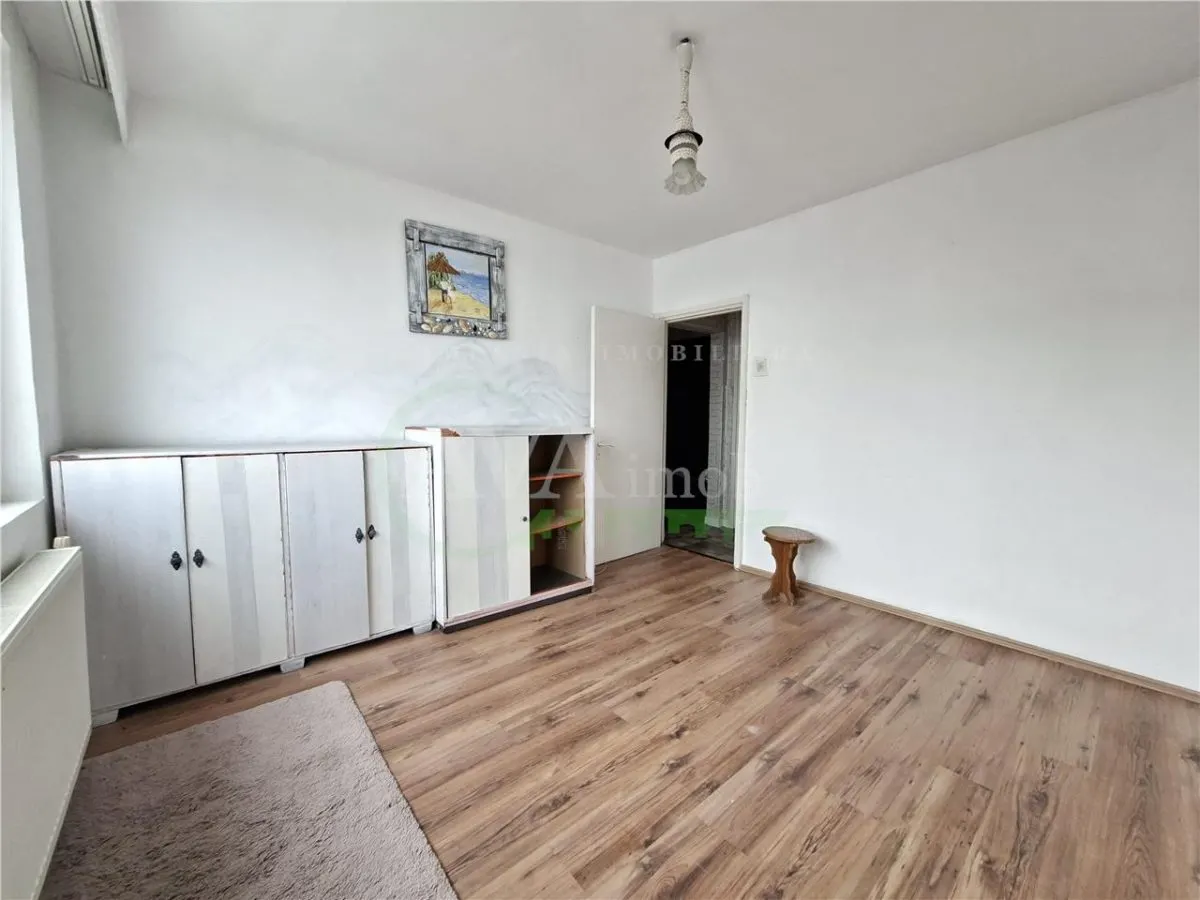 Apartament 2 camere decomandat , zona Orizont Cornisa - foto 3