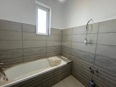 Olosag, Vila P+1E, 194 Mp., Compartimentare  Moderna - foto 7