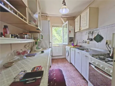 Apartament 3 camere semidecomandat | Etaj 1, zona Centrala, Bacau - foto 6