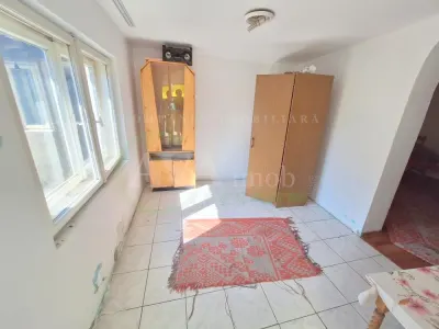 Teren 371 mp curti constructii+casa 5 camere si anexe, zona Izvoare - foto 7