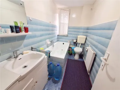 Apartament 2 camere decomandat , zona Central - foto 4