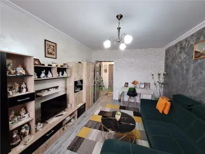 Apartament 2  camere decomandat , zona Mioritei - foto 2