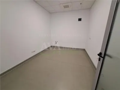 Spații moderne de închiriat – zona Tic Tac, etaj 1 - Bacau