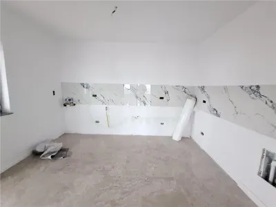 Ansamblu 20 de case, 3 camere  120 mp, zona Margineni - foto 5