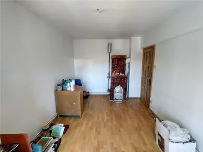 Oravita, Apt.4 Cam, 96mp , Zona Garii, Pret Negociabil - foto 14