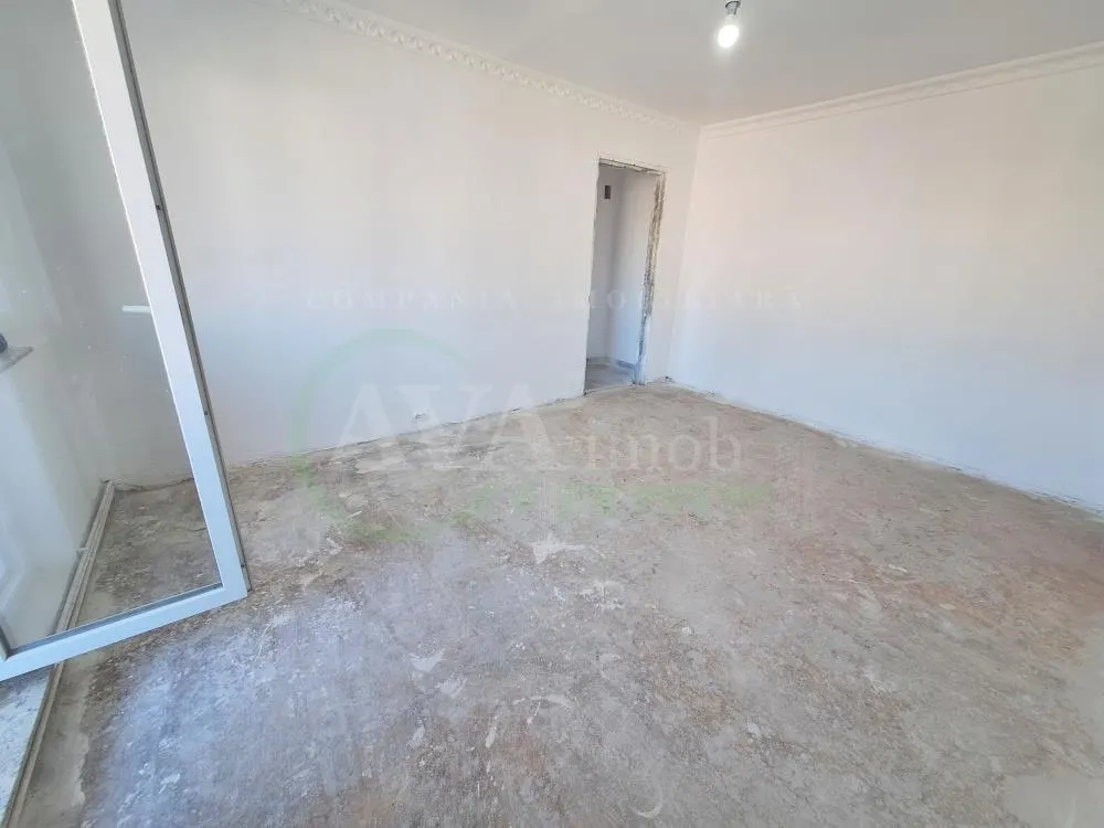 Apartament 2 semidecomandate, cu centrala, zona Cora - foto 2