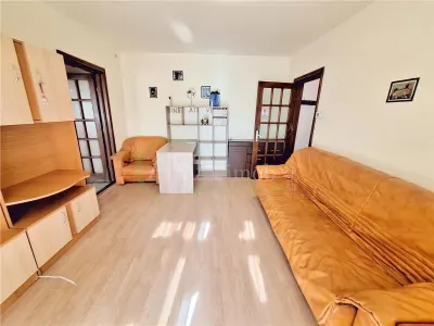 Apartament 2 camere, mobilat si utilat, etaj 3 din 4, Bacau - Bacau
