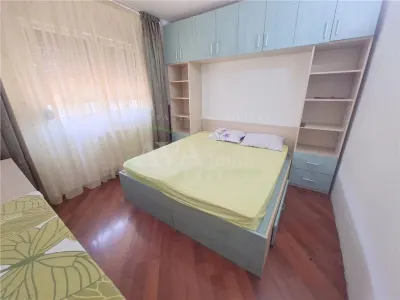 Apartamnet 3 decomandate, etaj 2, cu 2 bai, centrala, zona Ura - foto 7