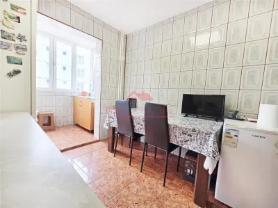 Apartament 3 camere Sebastian - foto 9