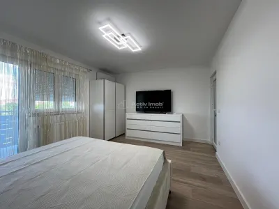 Lugoj, Apartament De Lux La Cheie, 1 Cam.,  43 Mp. et 3, Malul Timișului Langa Gelaterie - foto 3