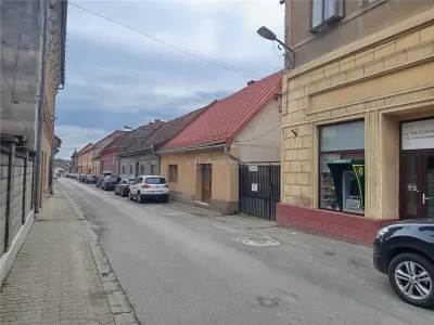 Oravita, Casa la Cheie, 7 Incaperi, Posibilitate Mansardare, Pret Negociabil - foto 2