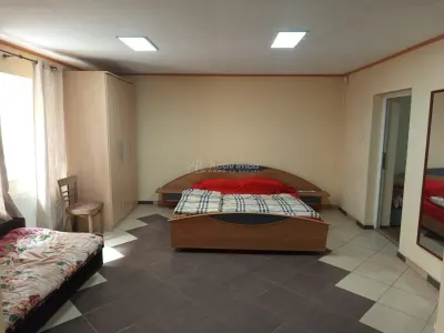 Oravita, Casa la Cheie, 7 Incaperi, Posibilitate Mansardare, Pret Negociabil - foto 3
