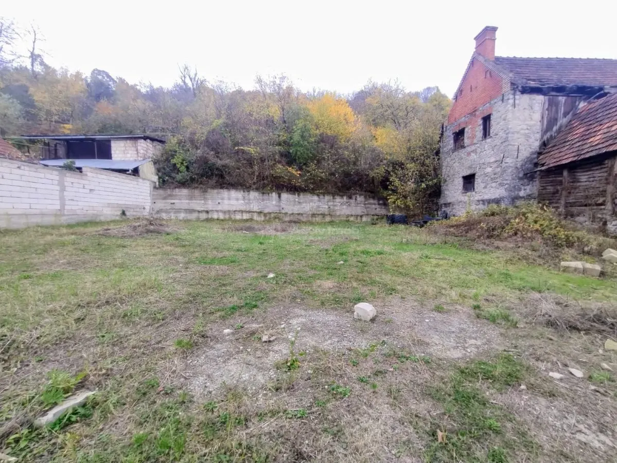 Oravita, Teren Intravilan, Drept, La Sosea, Pret Negociabil - foto 10